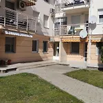 Ketto Ciprus Appartman 2 Appartamento Hajdúszoboszló