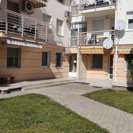 Ketto Ciprus Appartman 2 Apartment Hajduszoboszlo
