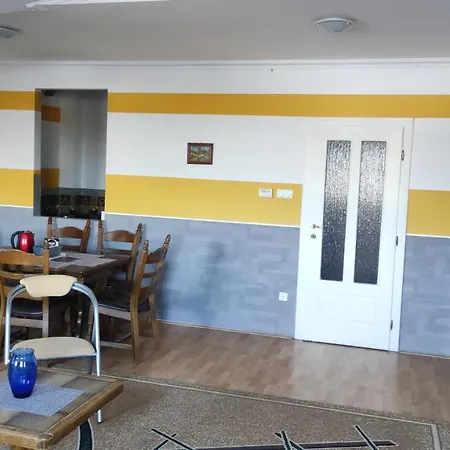 Ketto Ciprus Appartman 2 Apartamento *