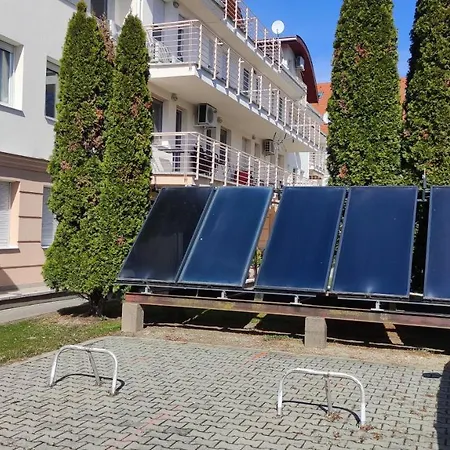 Ketto Ciprus Appartman 2 Apartamento Hajdúszoboszló