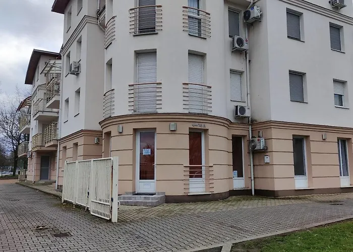 Ketto Ciprus Appartman 2 Апартаменты *