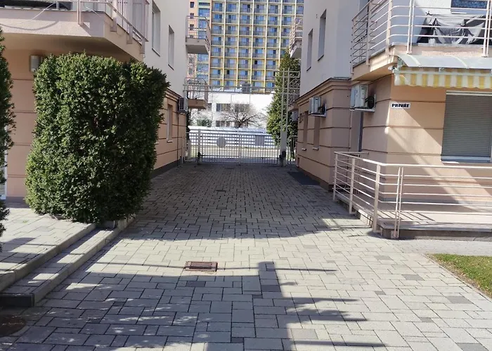 Ketto Ciprus Appartman 2 Hajduszoboszlo